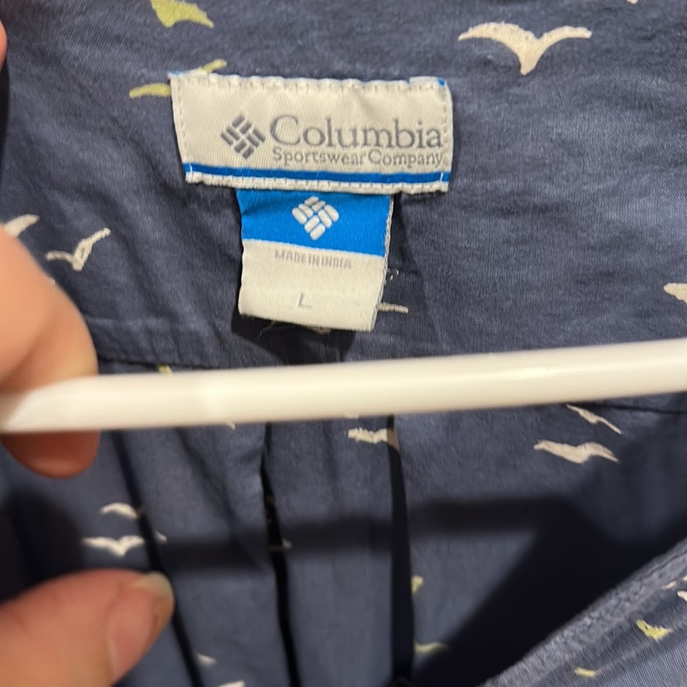 Columbia Women’s Top PFG Size L Large Performance Fishing Gear Bird Print - Picture 3 of 6